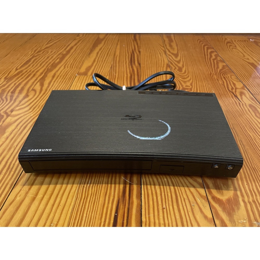 Samsung BD-JM57 Blu Ray DVD Player Curve WiFi Netflix Streaming - NO REMOTE!